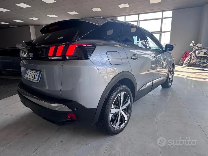 Peugeot 3008 2019 photo 5