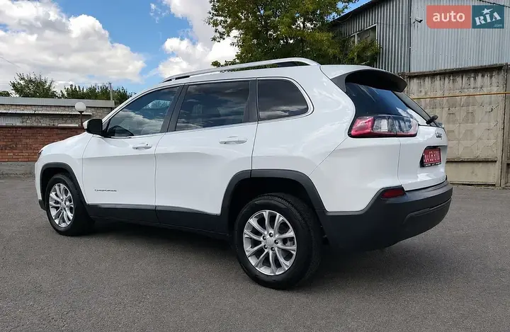 Jeep Cherokee 2018 photo 4