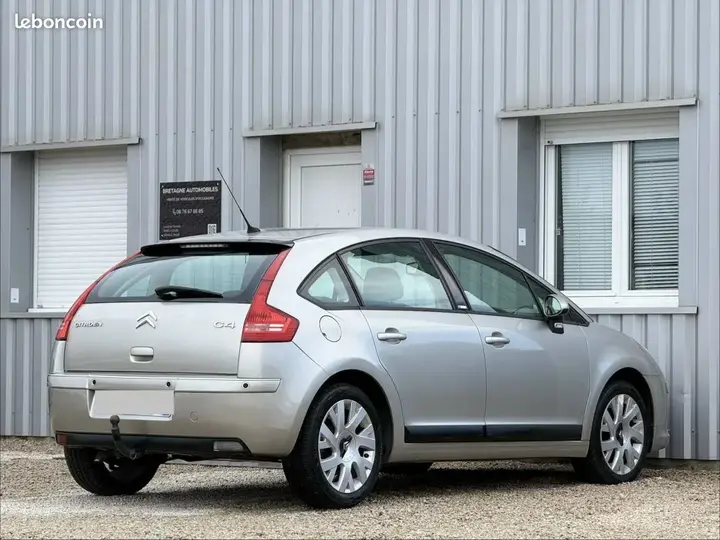 Citroen C4 2008 photo 4