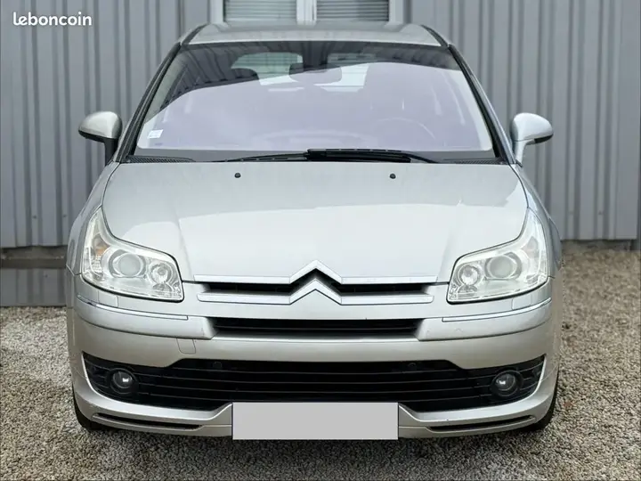 Citroen C4 2008 photo 2