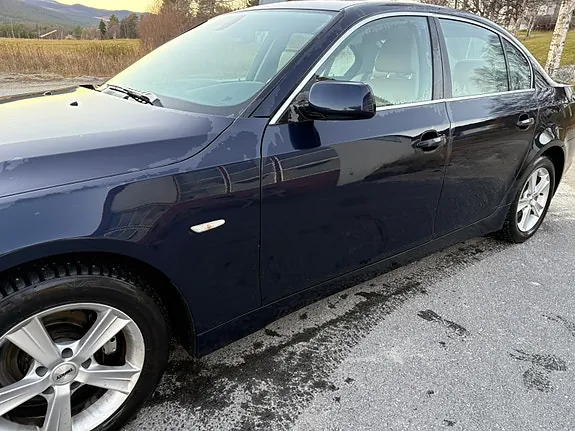 BMW 520I 2004 photo 3