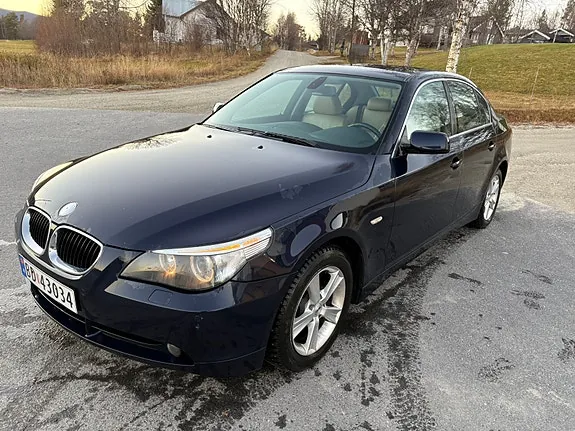 BMW 520I 2004 photo 2