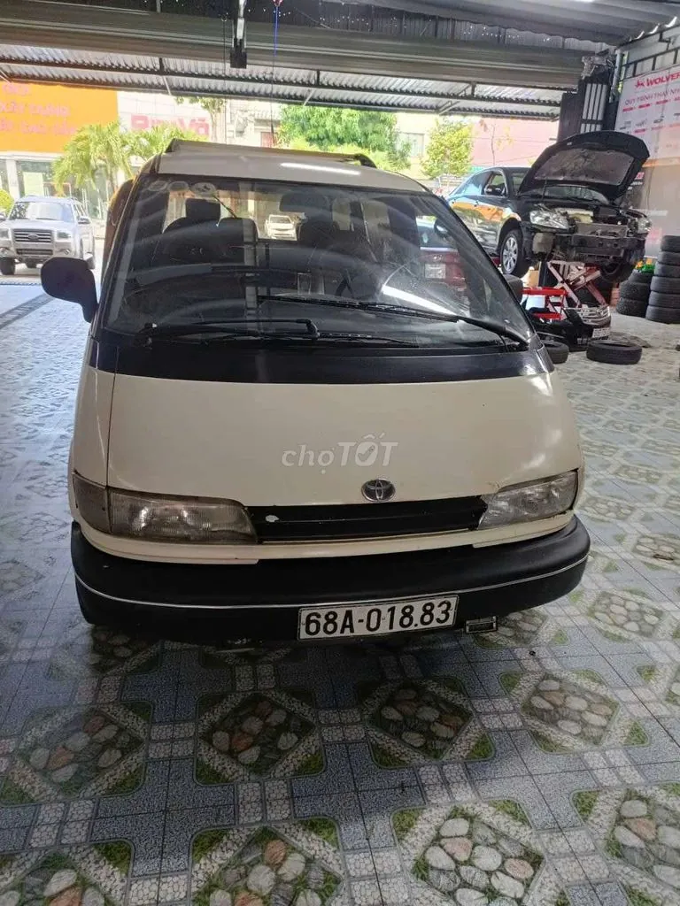 Toyota Previa
