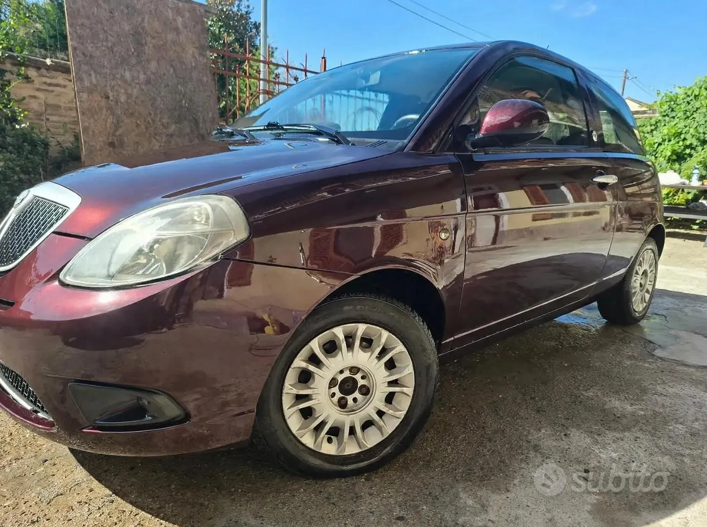 Lancia Ypsilon
