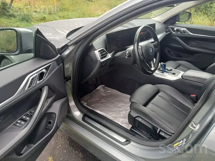 BMW I4 2022 photo 4