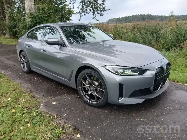 BMW I4