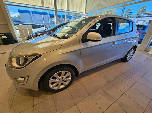 Hyundai I20 2014 photo 3