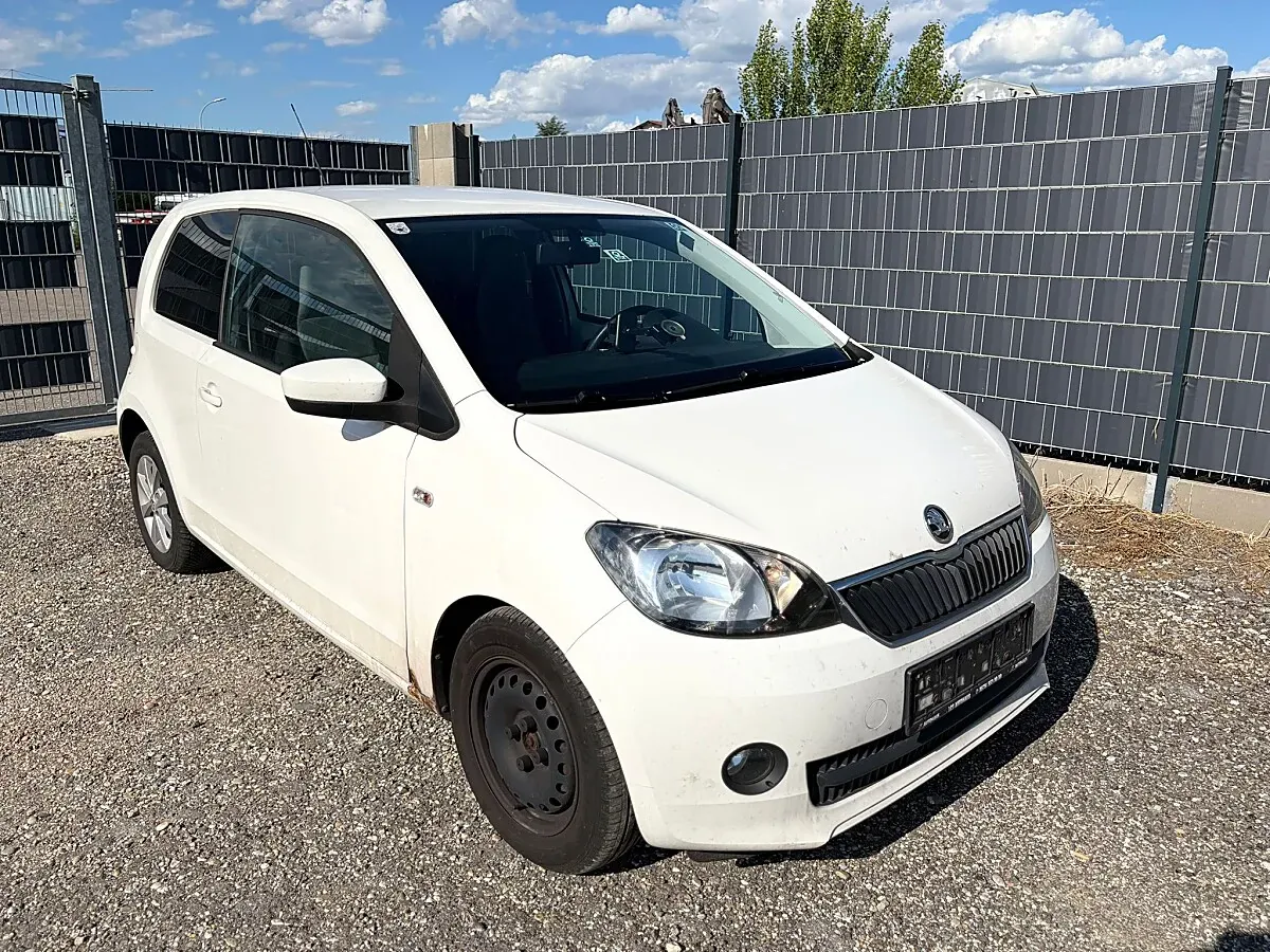 Skoda Citigo Active 2012 photo 3