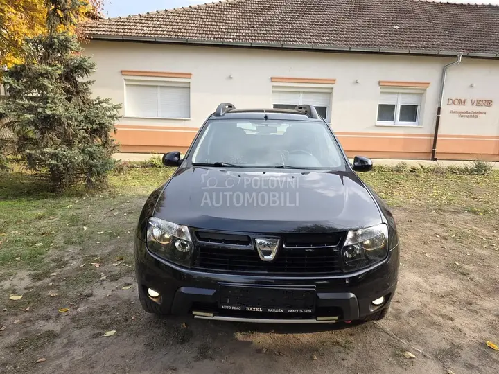 Dacia Duster 2013 photo 2