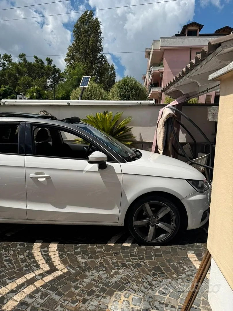 Audi A1 2015 photo 4