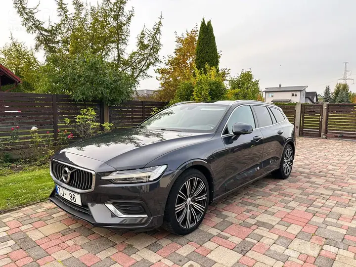 Volvo V60 2018 photo 2