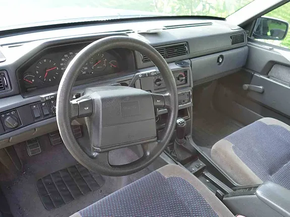 Volvo 940 1998 photo 2