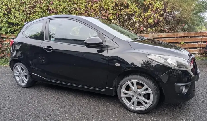 Mazda Mazda2 2009 photo 4