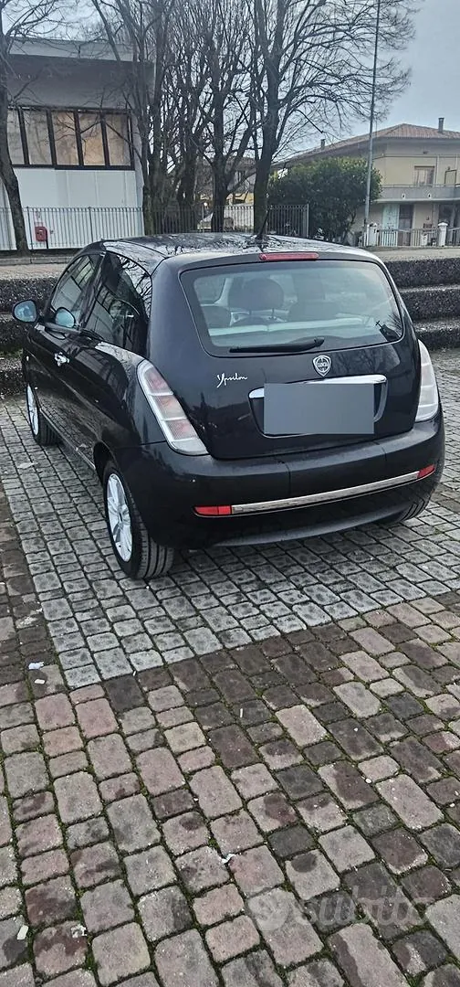 Lancia Ypsilon 2012 photo 2