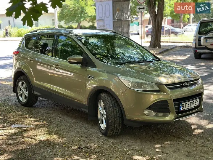 Ford Kuga 2013 photo 4
