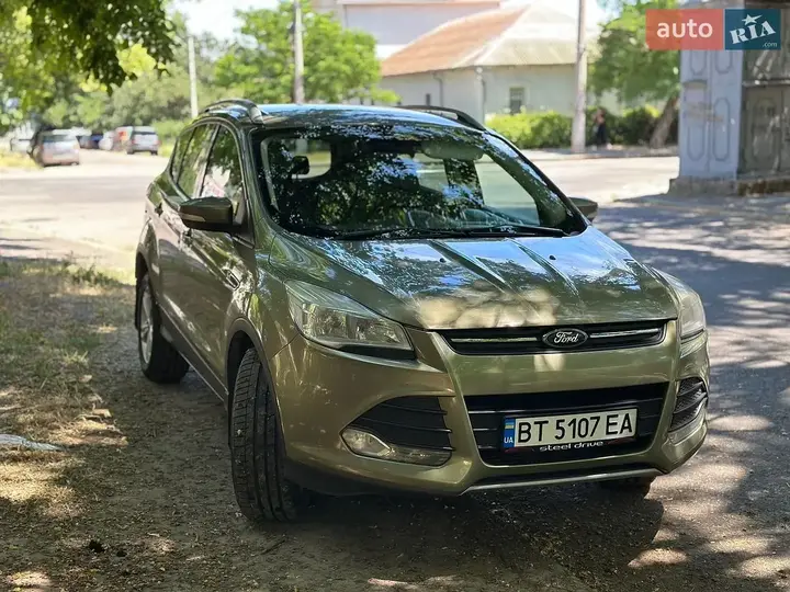 Ford Kuga 2013 photo 3