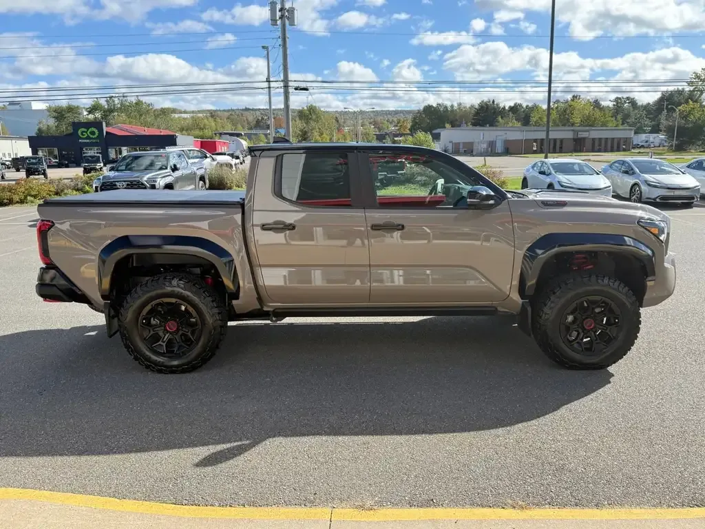 Toyota Tacoma 2025 photo 4