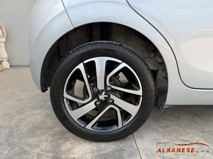 Peugeot 108 2016 photo 5
