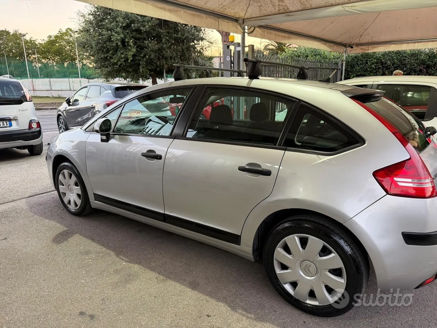 Citroen C4 2006 photo 4