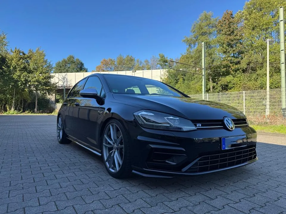Volkswagen Golf 7 R