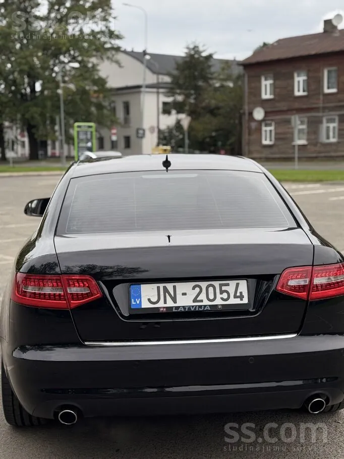 Audi A6 2010 photo 4