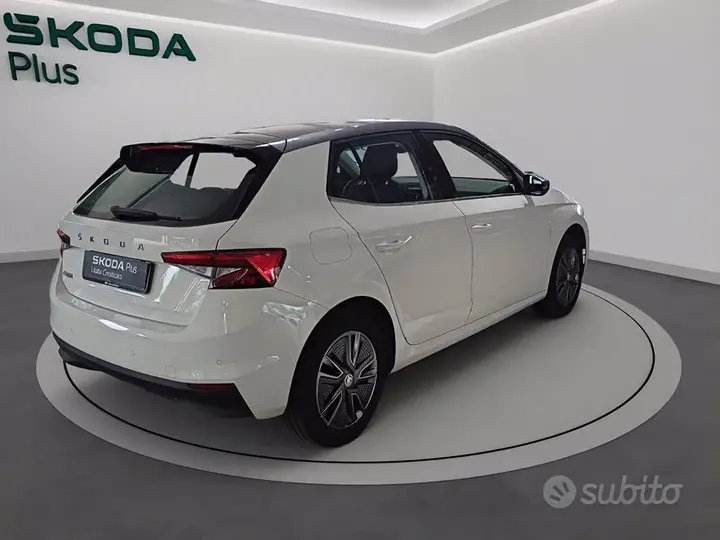 Skoda Fabia 2023 photo 4