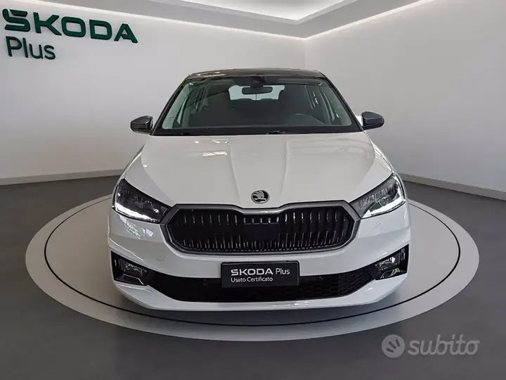 Skoda Fabia 2023 photo 2