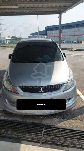 Mitsubishi Grandis