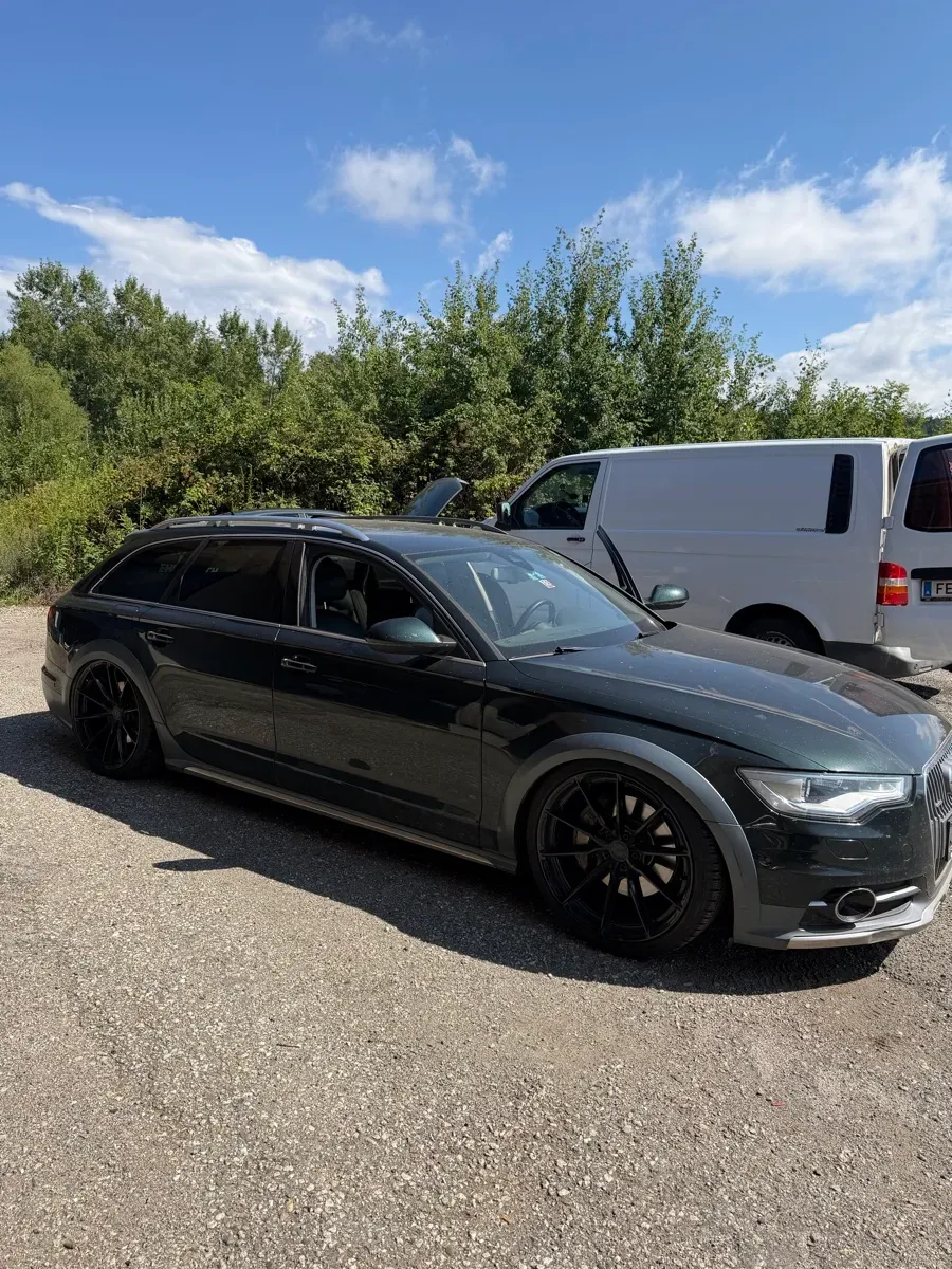 Audi A6 Allroad 2013 photo 2