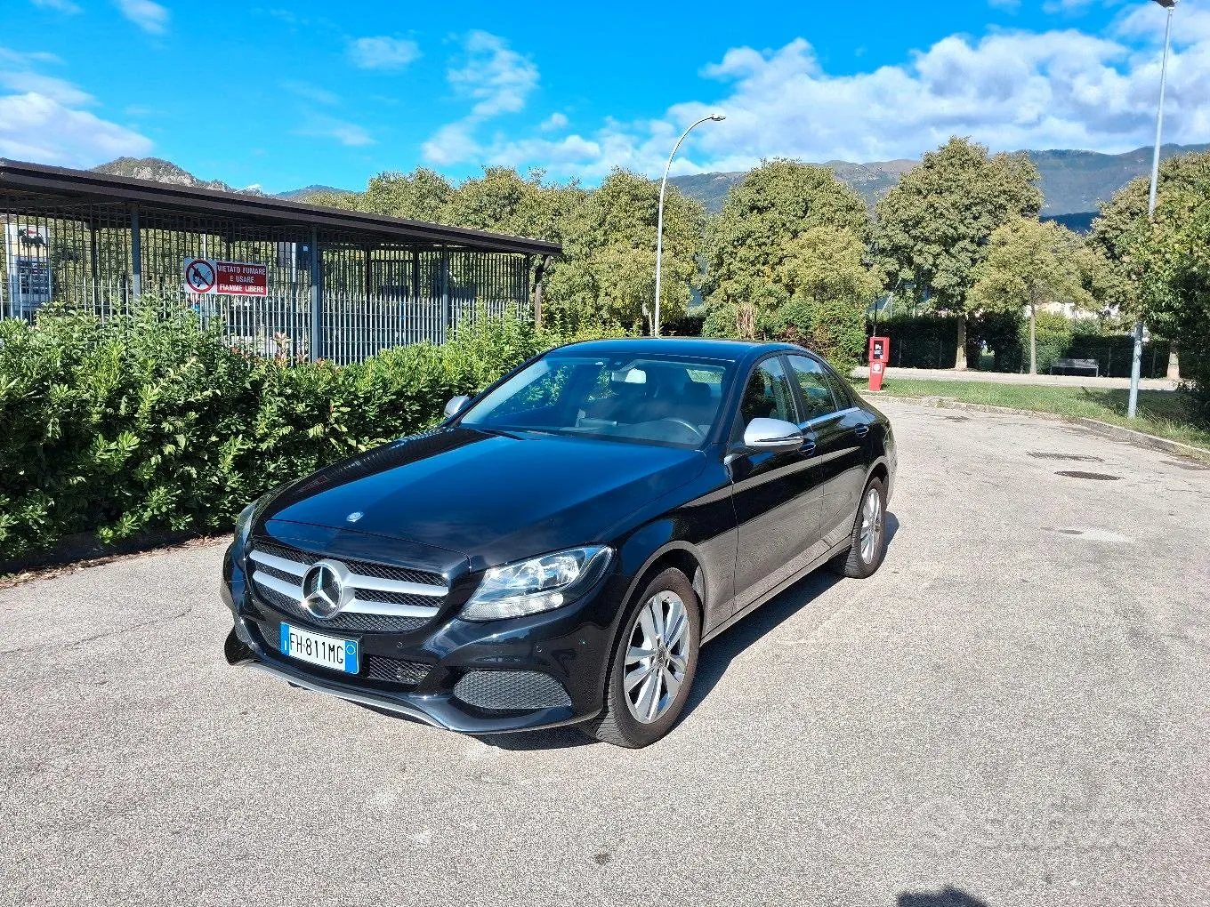 Mercedes-Benz C 180