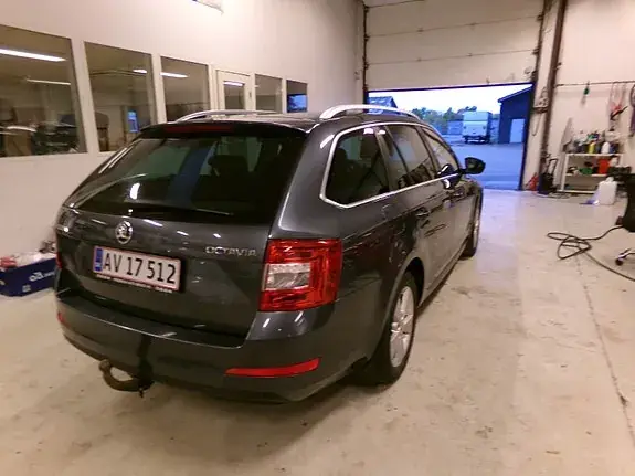 Skoda Octavia 2015 photo 3