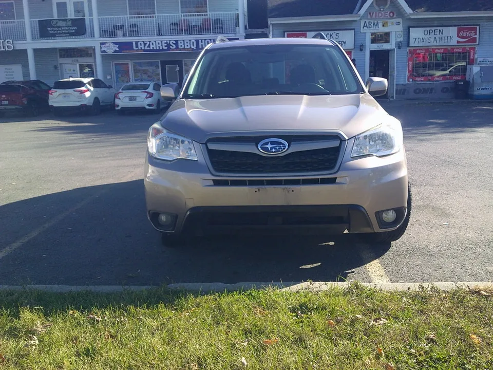 Subaru Forester 2015 photo 2