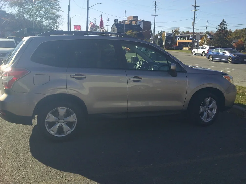 Subaru Forester 2015 photo 4