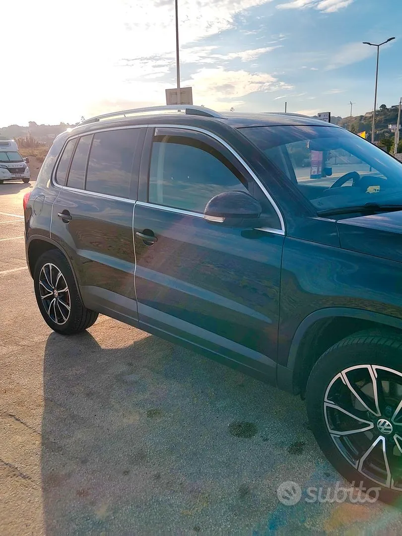 Volkswagen Tiguan 2011 photo 5