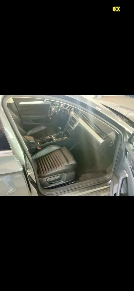 Volkswagen Passat 2016 photo 2