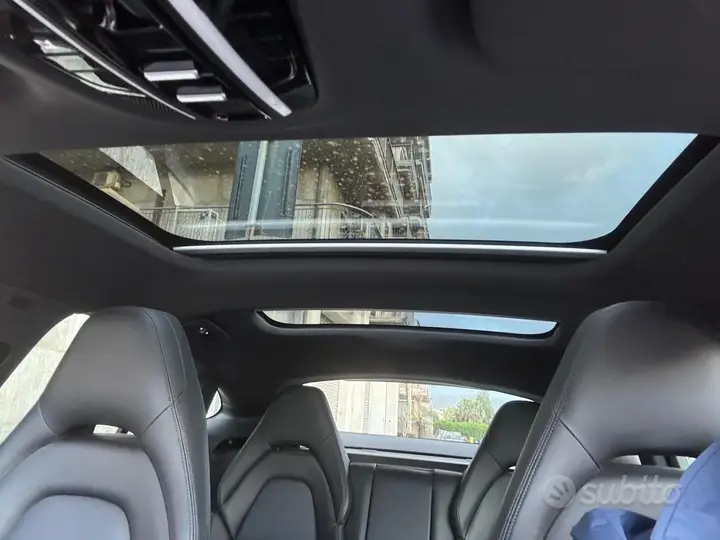 Porsche Panamera 2018 photo 5