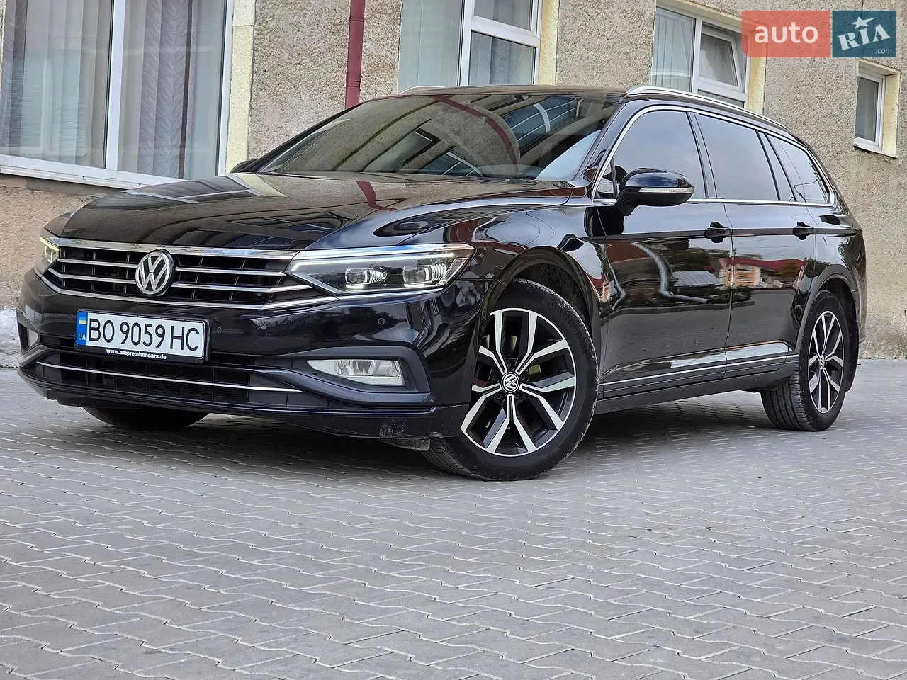 Volkswagen Passat 2019 photo 2