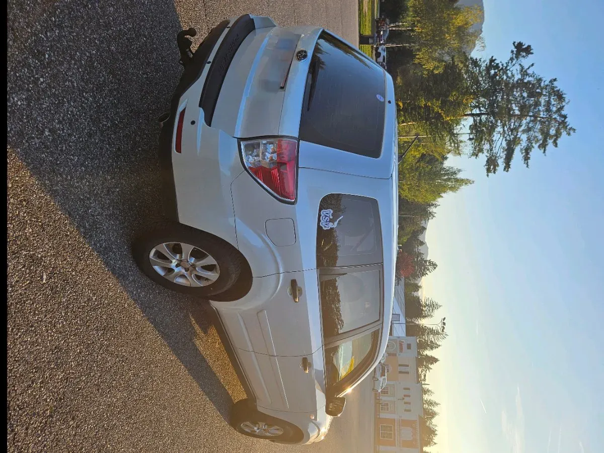 Subaru Forester 2011 photo 3
