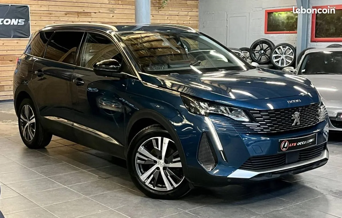 Peugeot 5008 2022 photo 3