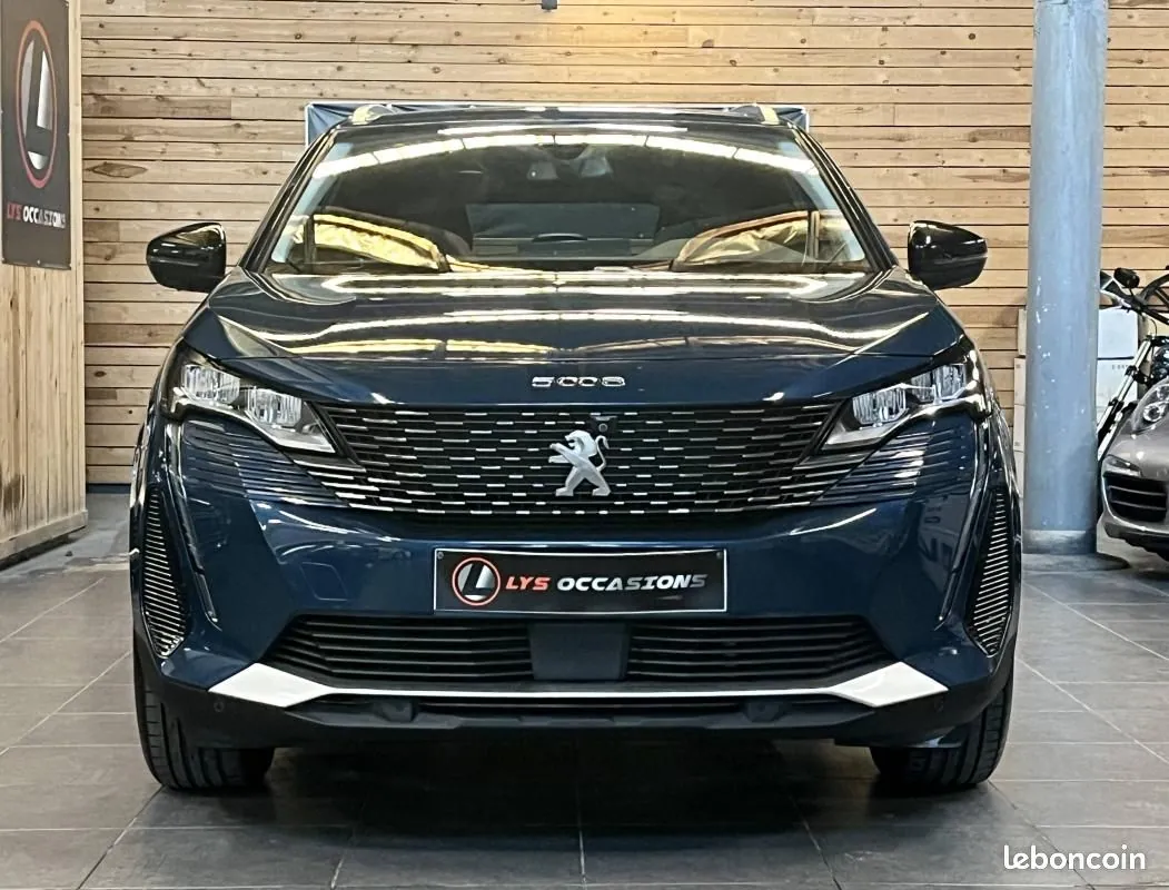 Peugeot 5008 2022 photo 2