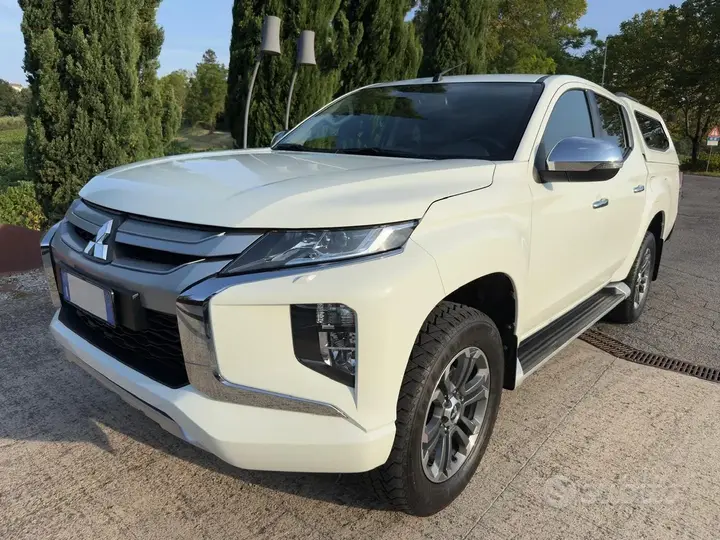 Mitsubishi L200