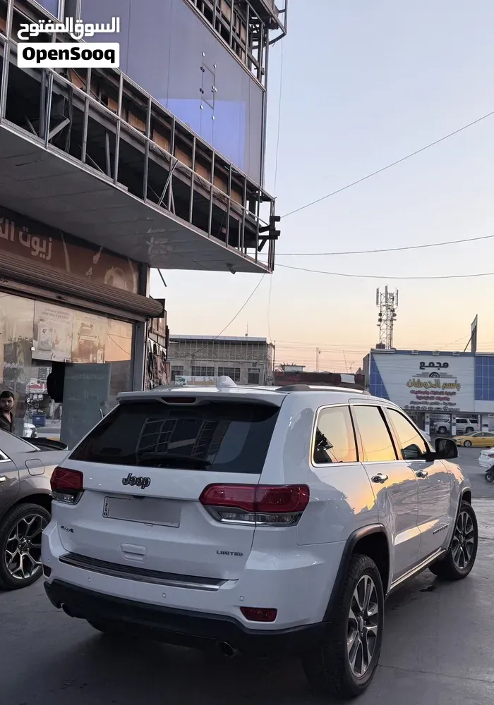 Jeep Grand Cherokee 2018 photo 3