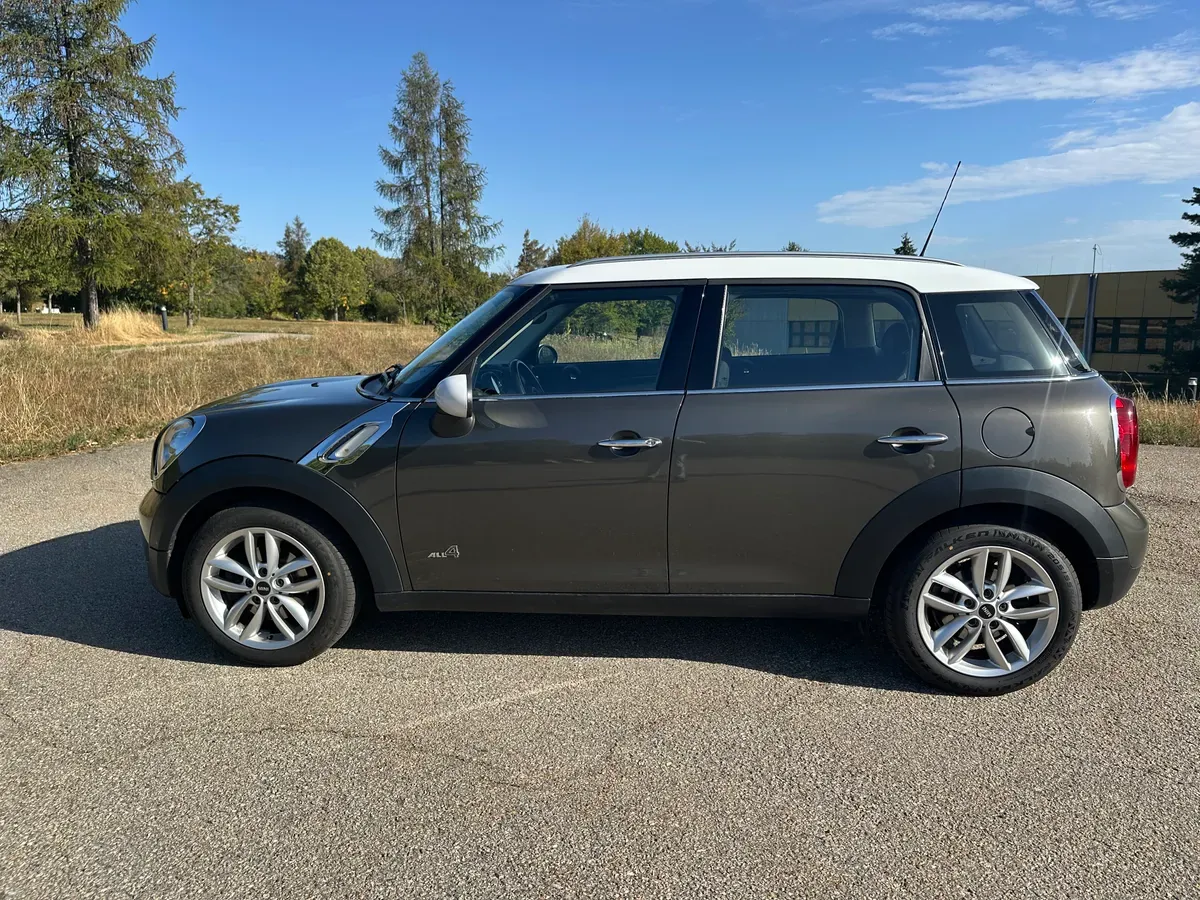 Mini Countryman 2010 photo 2