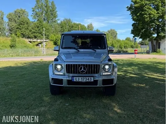 Mercedes-Benz Geländewagen 2004 photo 2