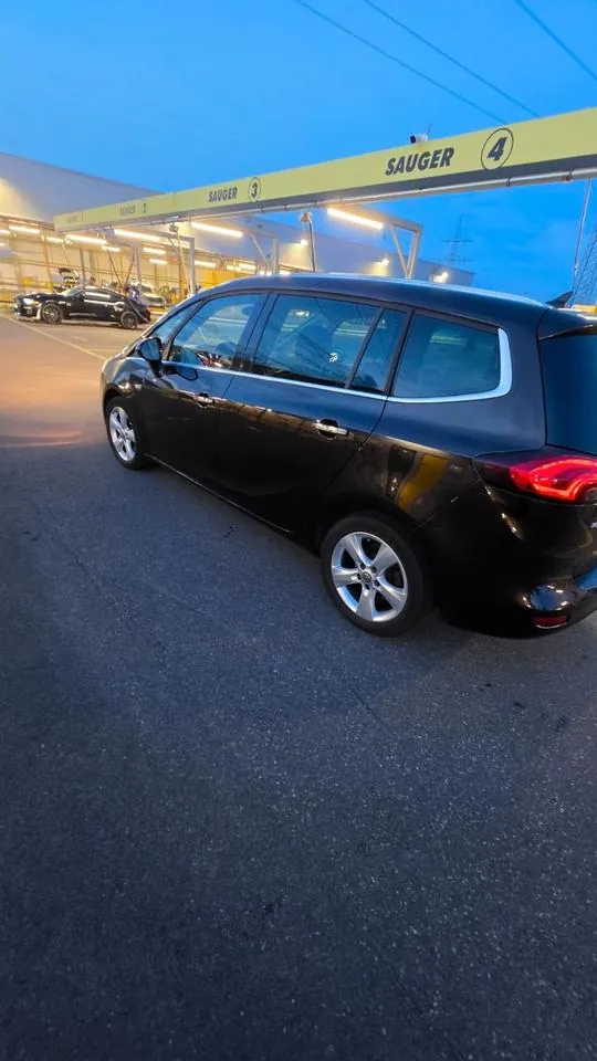 Opel Zafira Tourer