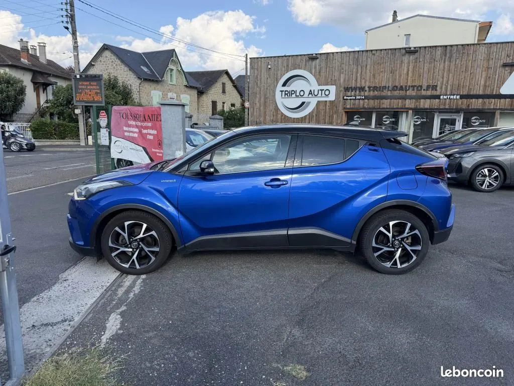 Toyota C-Hr 2017 photo 2