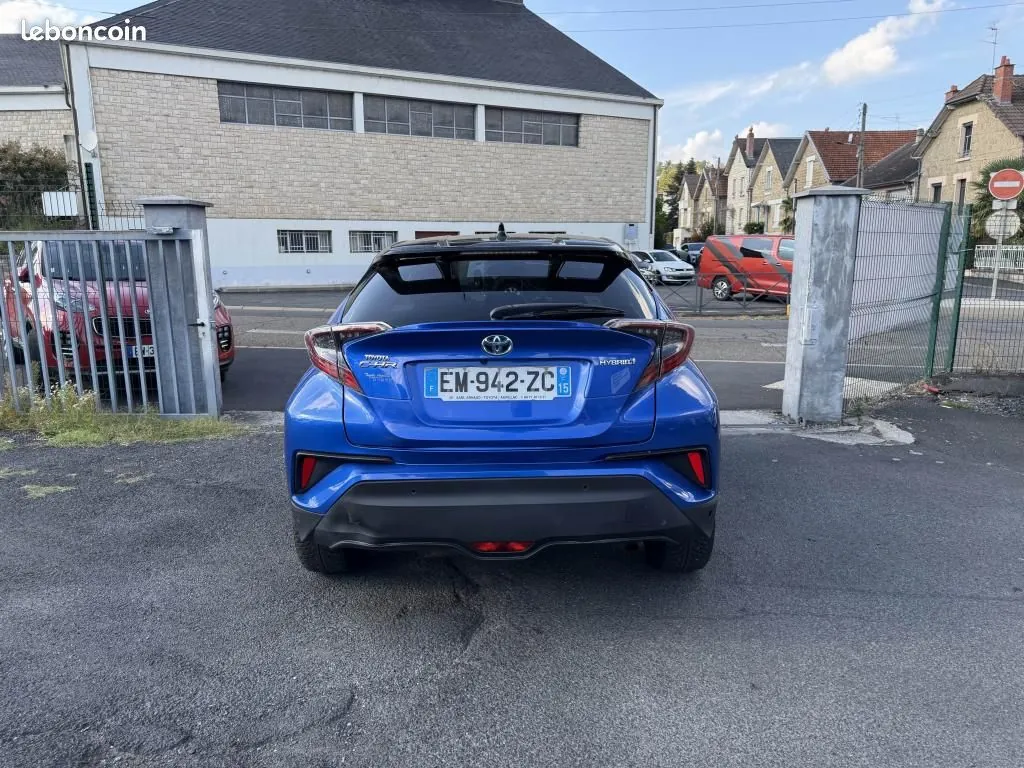 Toyota C-Hr 2017 photo 4