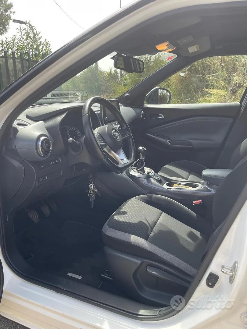 Nissan Juke 2022 photo 2