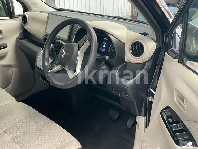 Mitsubishi Ek Wagon 2023 photo 3