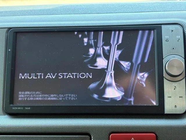 Toyota Hiace 2012 photo 4